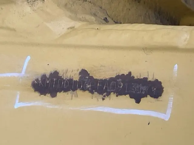 Xe ủi No.150 - 6