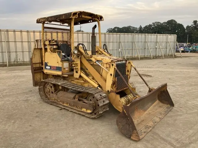 Xe ủi No.424 - 2