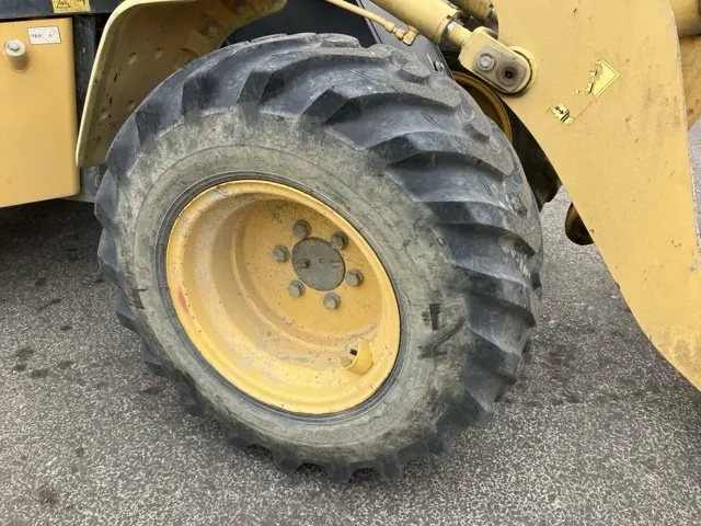 Xúc lật mini No.108 - 11