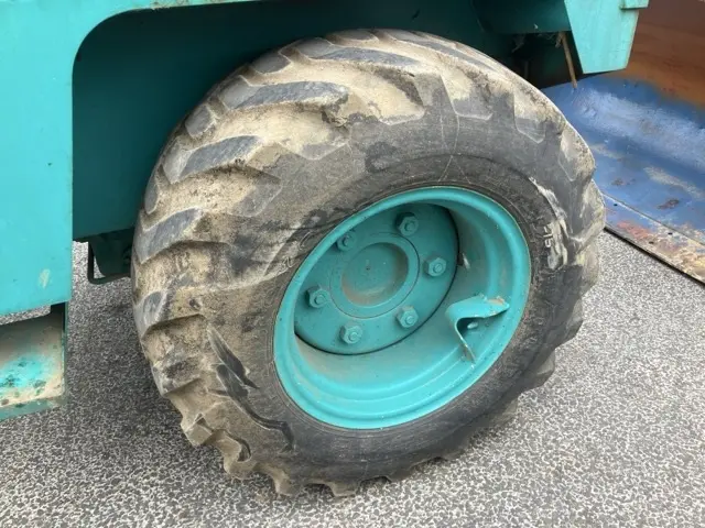 Xúc lật mini No.110 - 10