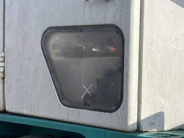 Xúc lật mini No.110 - 20