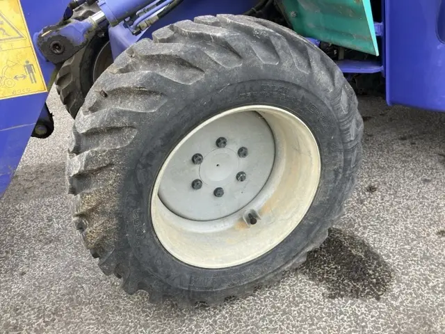 Xúc lật mini No.142 - 9