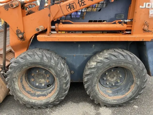 Xúc lật mini No.150 - 8