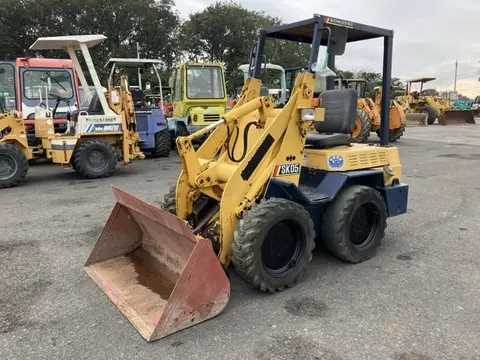 Xúc lật mini No.175