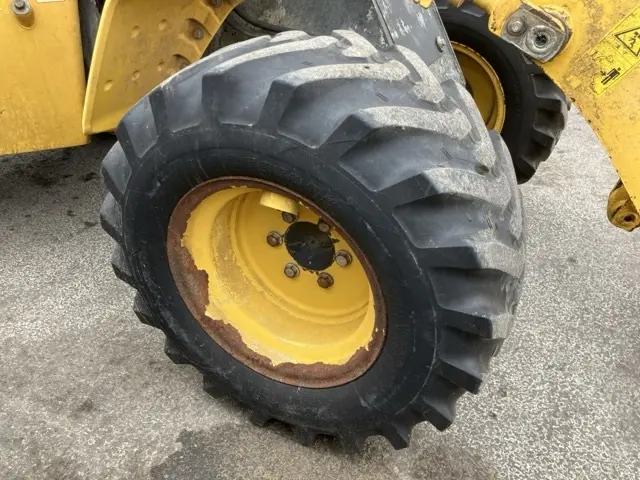 Xúc lật mini No.178 - 11