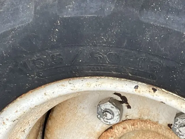 Xúc lật mini No.183 - 13