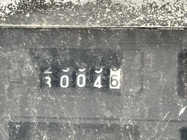 Xúc lật mini No.183 - 17