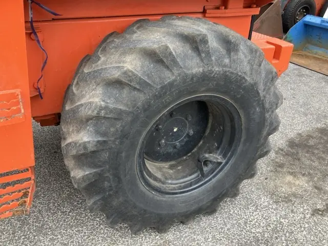 Xúc lật mini No.185 - 10