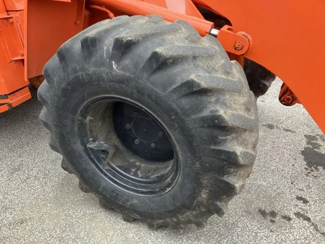 Xúc lật mini No.185 - 11
