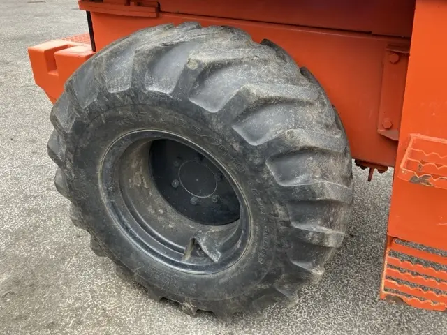 Xúc lật mini No.185 - 12
