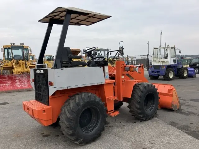 Xúc lật mini No.185 - 3