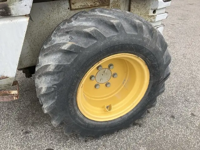 Xúc lật mini No.217 - 10