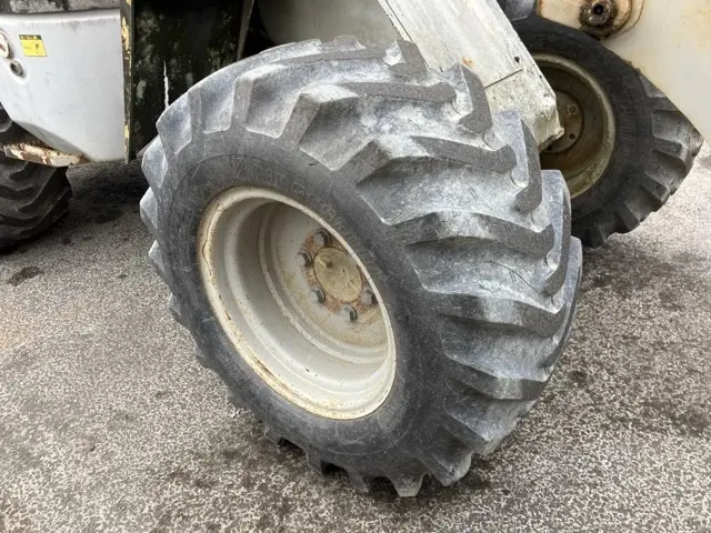 Xúc lật mini No.217 - 11