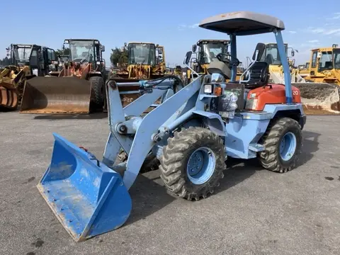Xúc lật mini No.224
