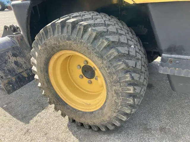 Xúc lật mini No.226 - 12
