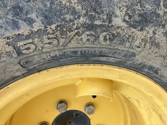 Xúc lật mini No.226 - 13