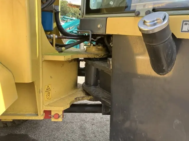 Xúc lật mini No.226 - 8