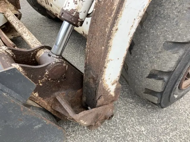 Xúc lật mini No.228 - 14