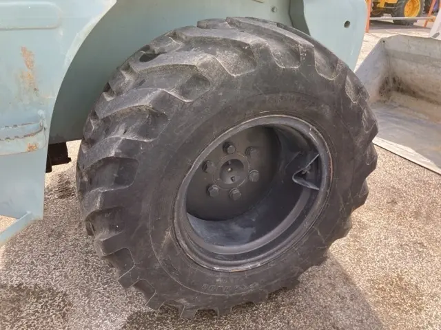 Xúc lật mini No.232 - 10