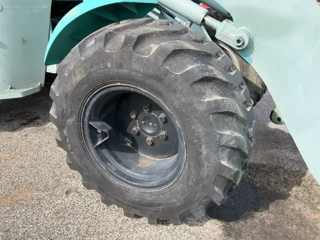 Xúc lật mini No.232 - 11