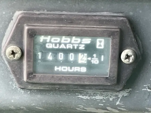 Xúc lật mini No.232 - 17