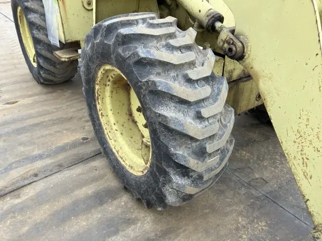 Xúc lật mini No.50013 - 11