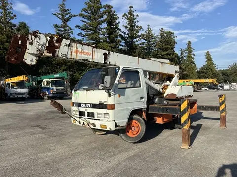 Xe cẩu