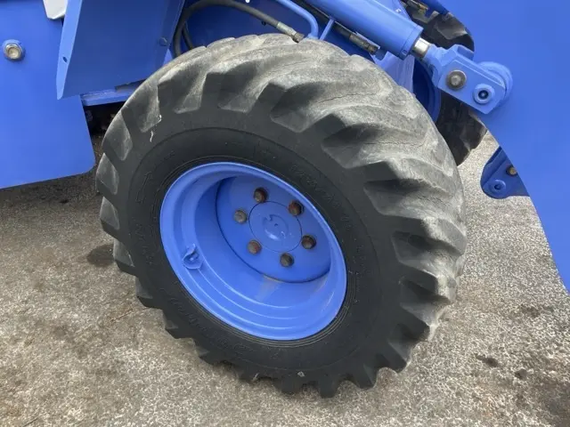 Xúc lật mini No.65 - 11