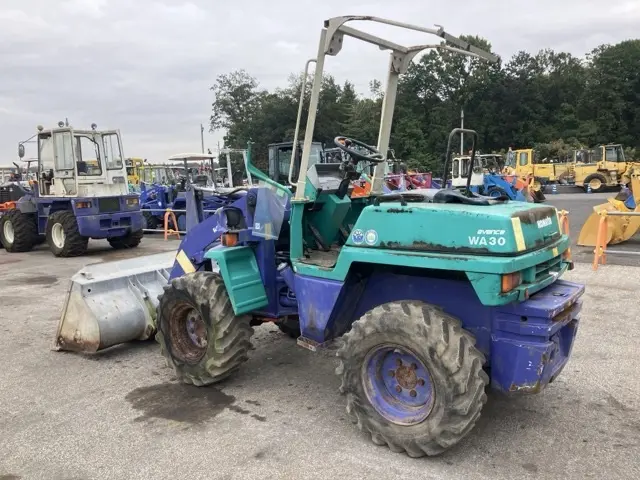 Xúc lật mini No.67 - 4