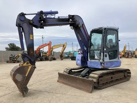 EXCAVATOR