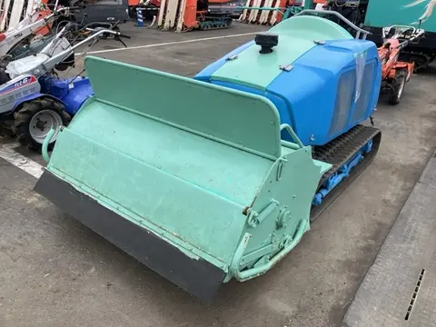 Máy cắt cỏ