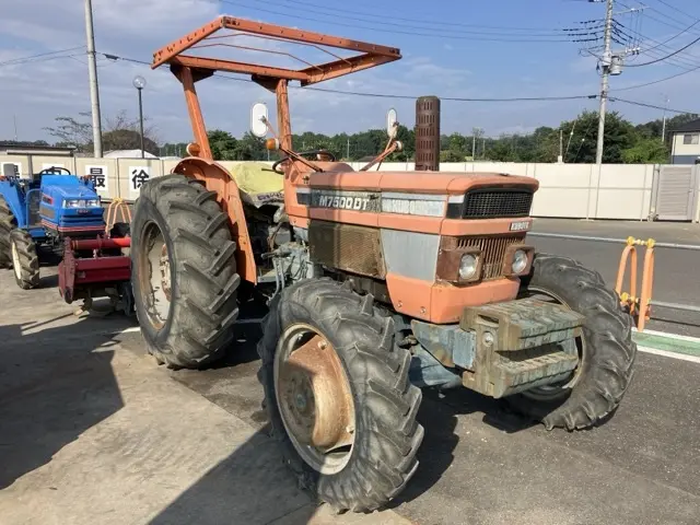 Máy kéo No.2022 - 2