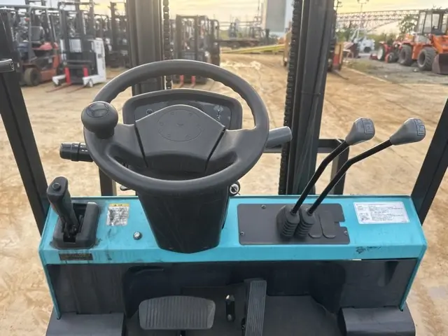 Xe nâng điện No.14011 - 16