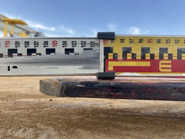 Xe nâng điện No.14028 - 14