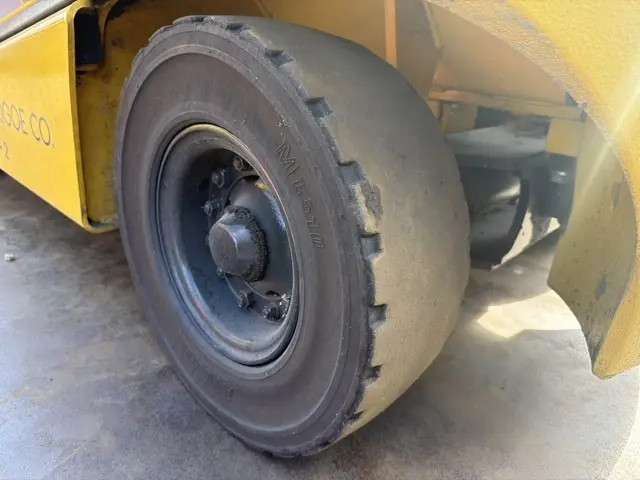 Xe nâng điện No.24001 - 9