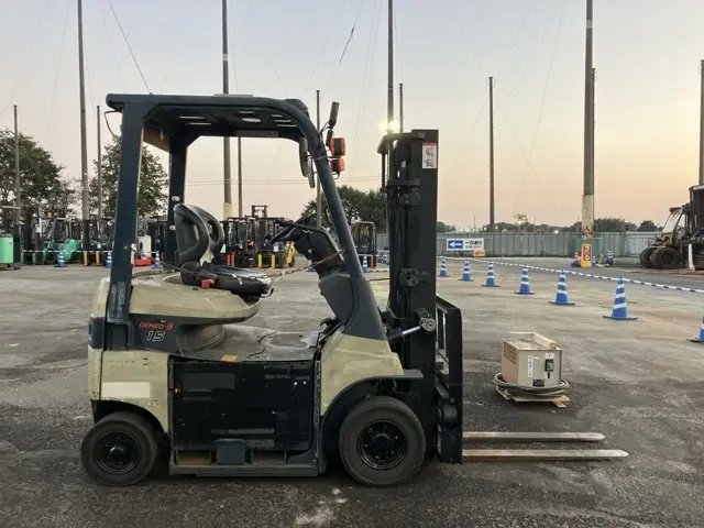Xe nâng điện No.4006 - 16