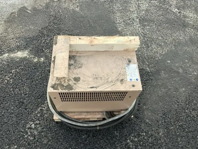 Xe nâng điện No.4006 - 22