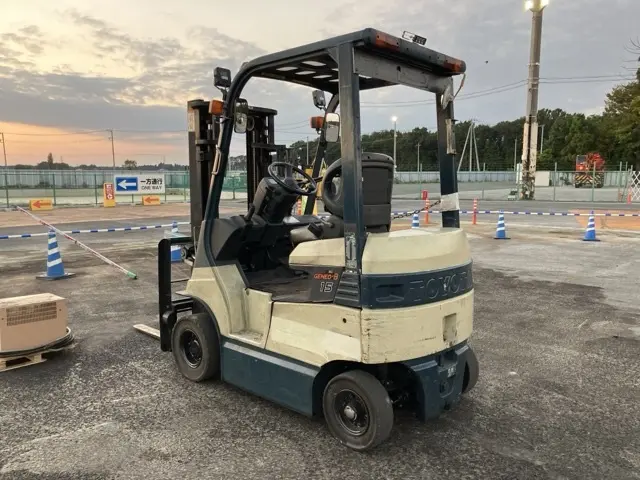 Xe nâng điện No.4006 - 4