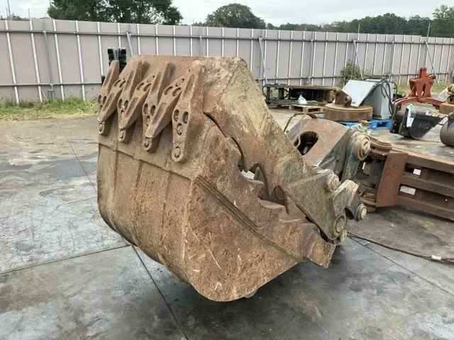 Gầu khác No.6004