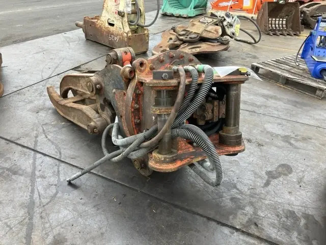 Càng kẹp thủy lực No.6006 - 4